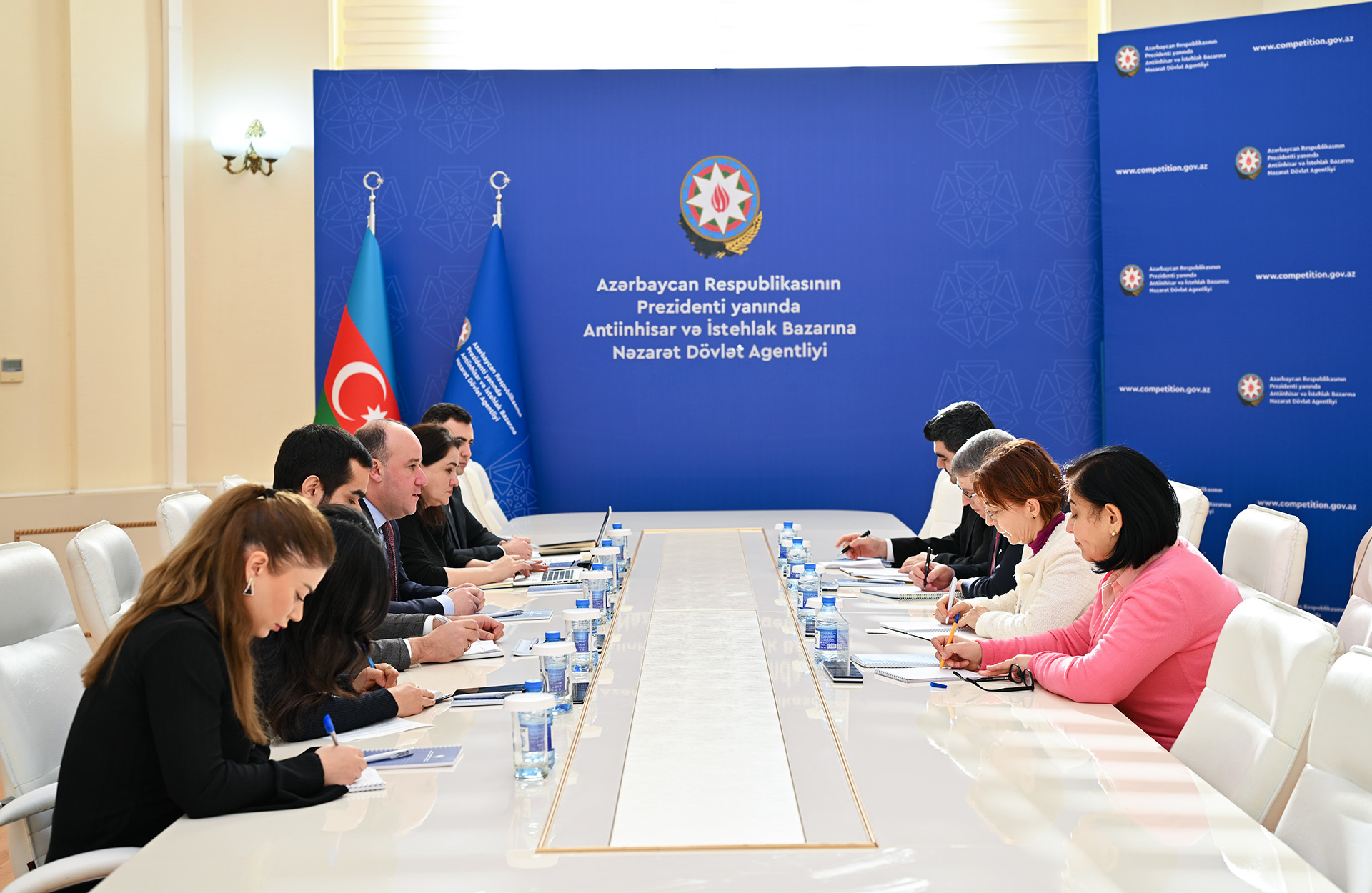 Dövlət Xidmətində “Yüksəliş” müsabiqəsinin qalibi ilə görüş keçirilib