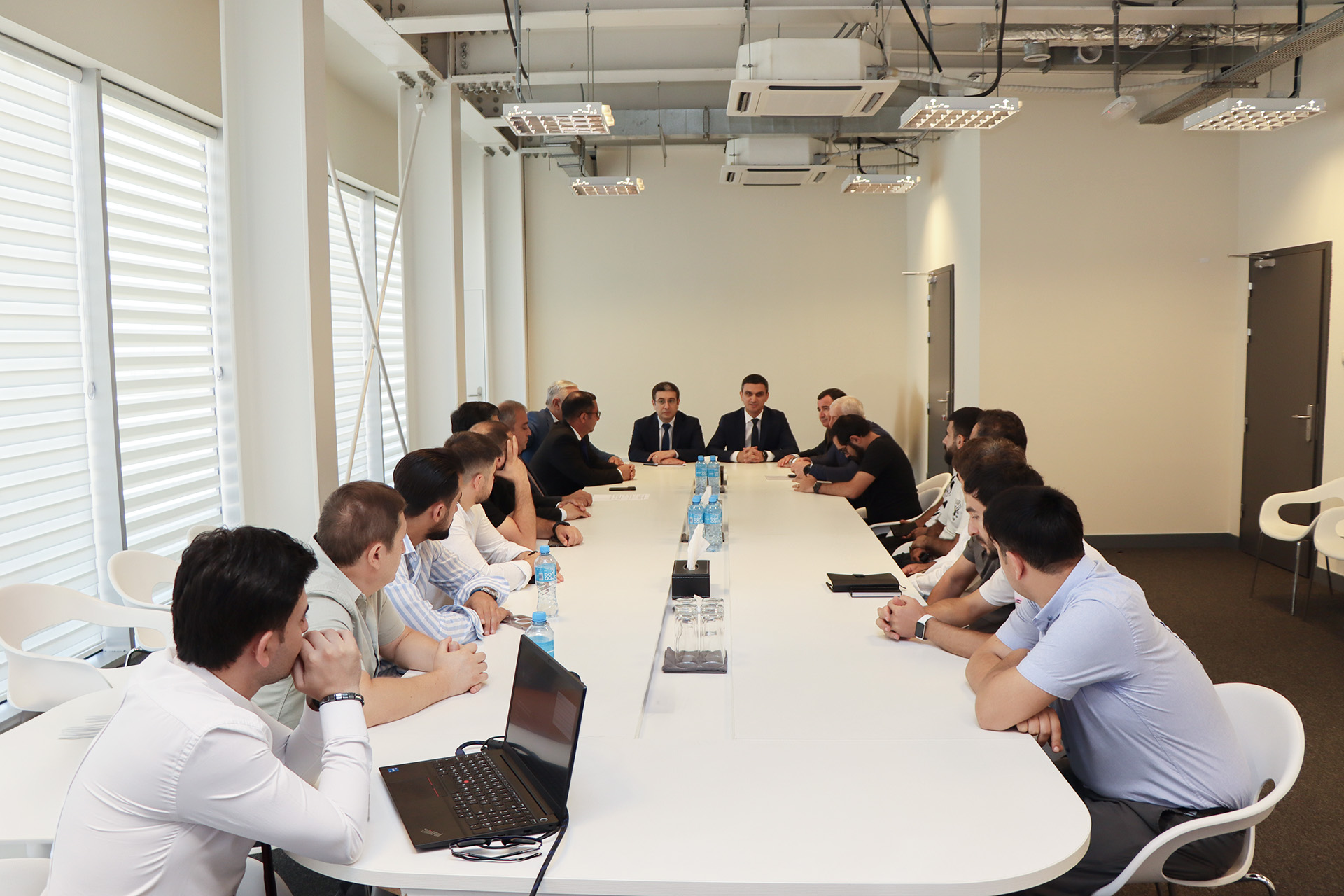 Dövlət Xidmətində Asiya İnkişaf Bankının nümayəndələri ilə görüş keçirilib