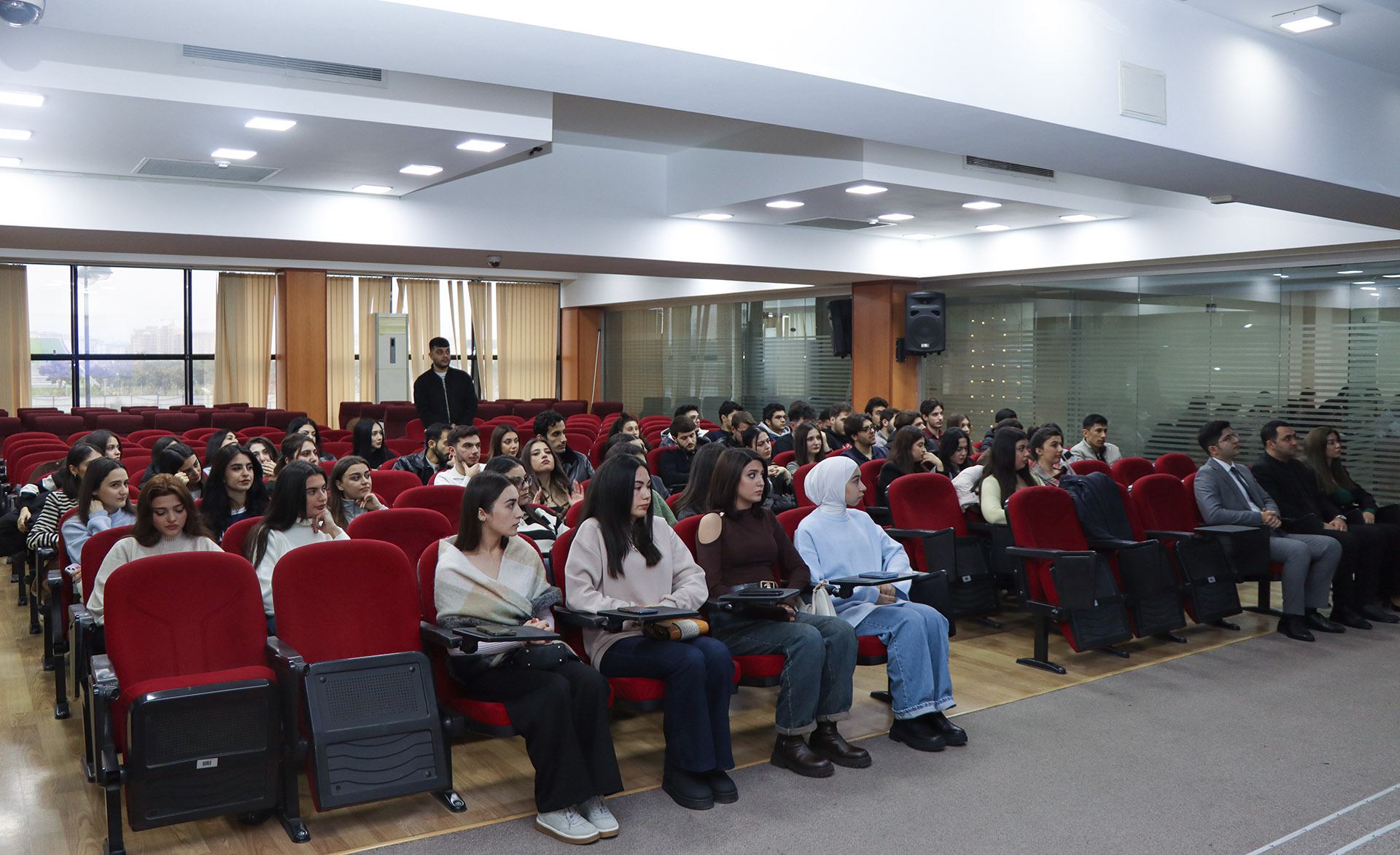 Dünya Bankının nümayəndələri ilə görüş keçirilib