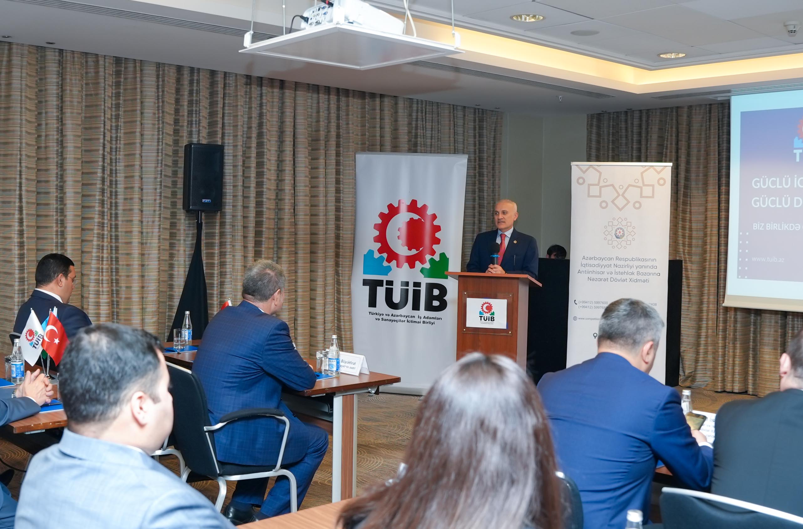 Dövlət Xidməti və ATİB-in təşkilatçılığı ilə “Dövlət satınalmaları haqqında yeni Qanunun tətbiqi” mövzusunda təlim keçirilib