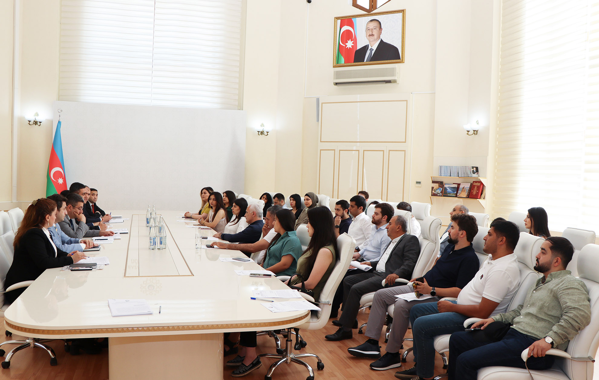 Dövlət Xidmətində Asiya İnkişaf Bankının nümayəndələri ilə görüş keçirilib