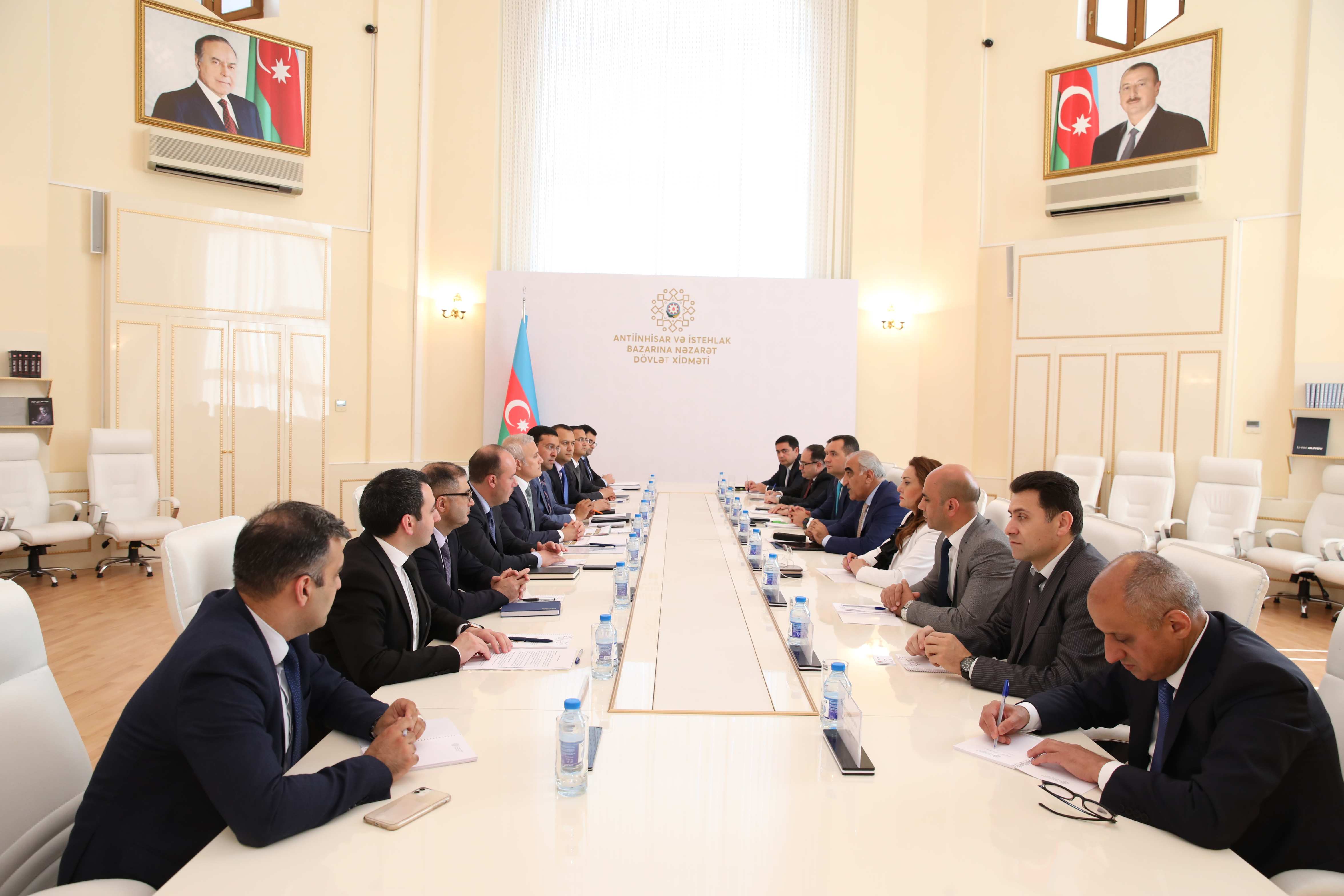 Özəl tibb müəssisələrinin nümayəndələri ilə görüş keçirilib