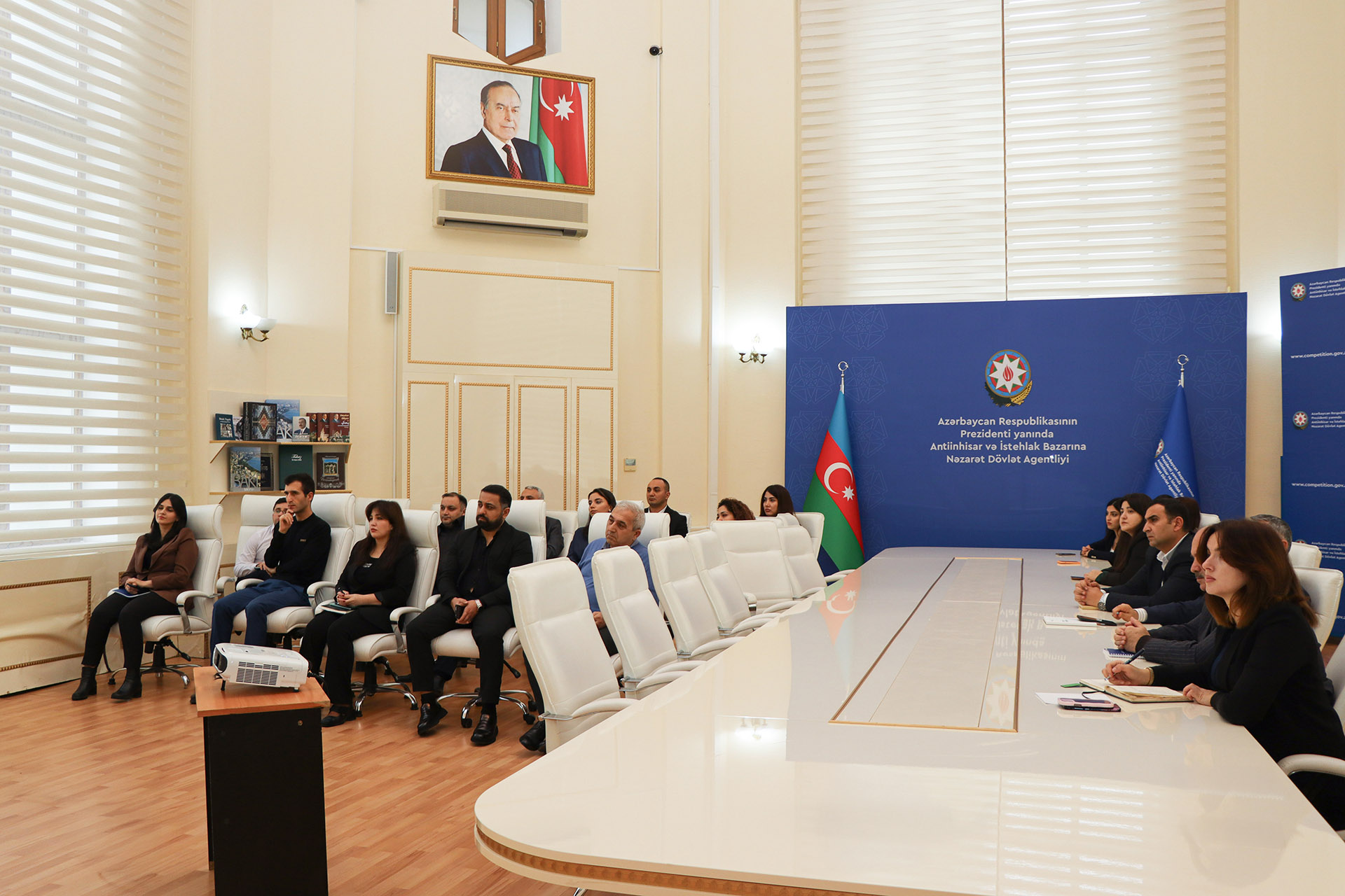 Dərman satışını həyata keçirən sahibkarların nəzərinə!