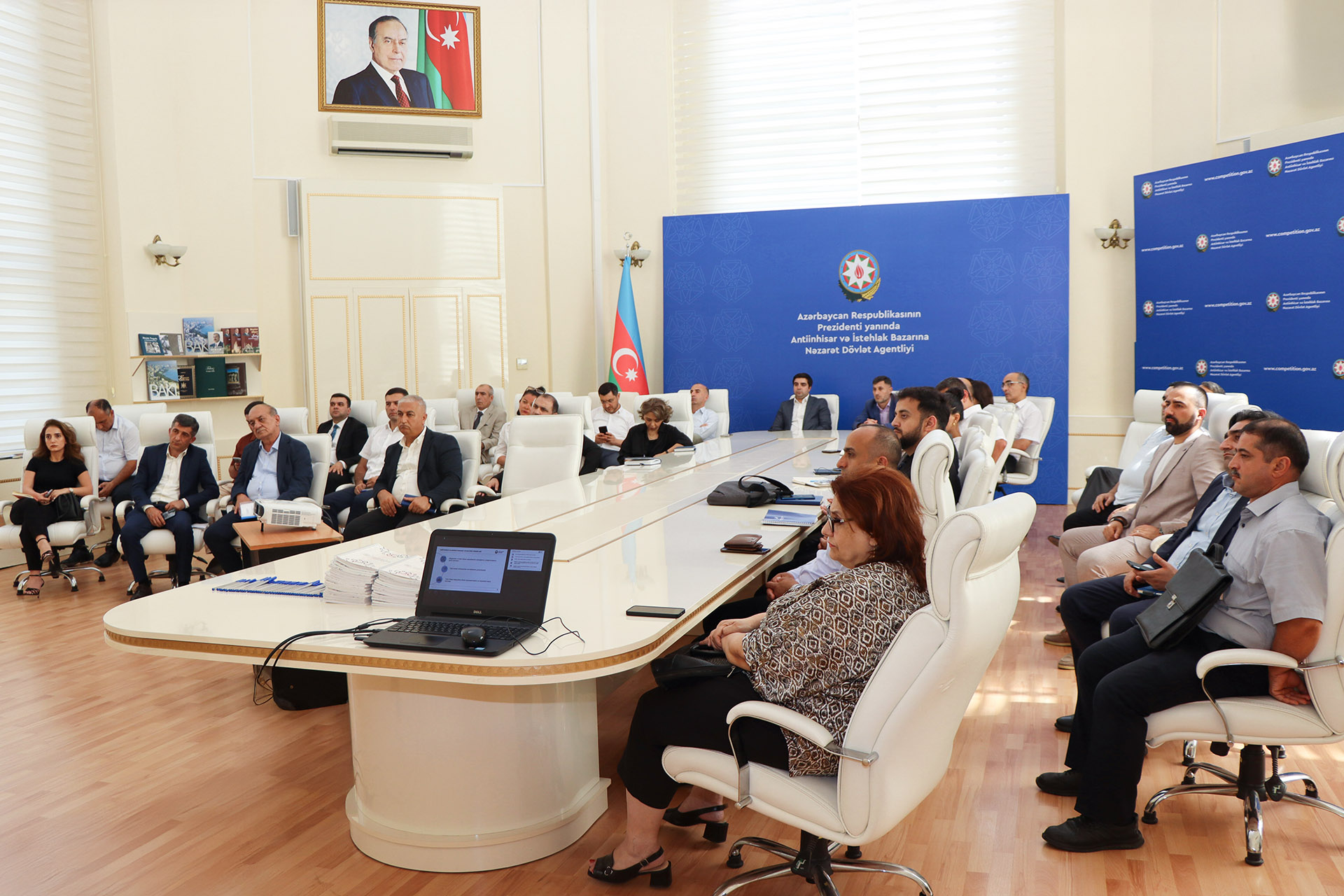 bp-nin icraçı vitse-prezidenti ilə görüş keçirilib