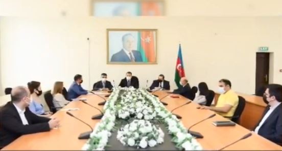 Dövlət Xidmətində sahibkarlarla görüş keçirildi